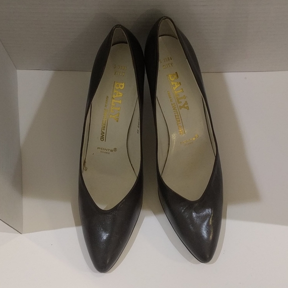 π Genuine leather shoes by Bally Swicherland π π